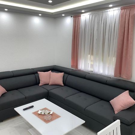 Apartman Jovana Bileća Eksteriør bilde
