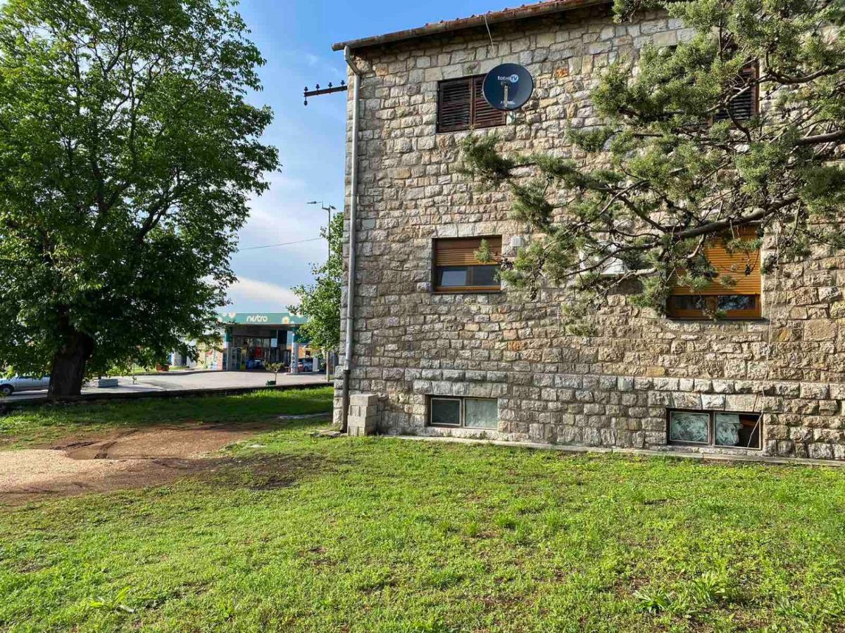 Apartman Jovana Bileća Eksteriør bilde